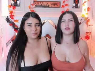 ninablooms01 from Chaturbate