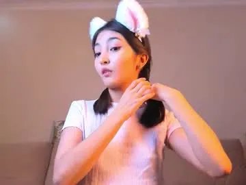 Freechat nooniemoon on Chaturbate