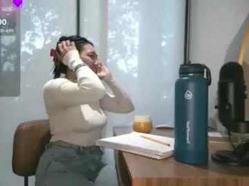 ozhmara from Chaturbate