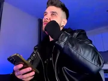 paris_lock from Chaturbate