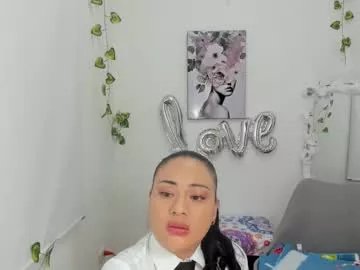 Freechat reyledoll on Chaturbate