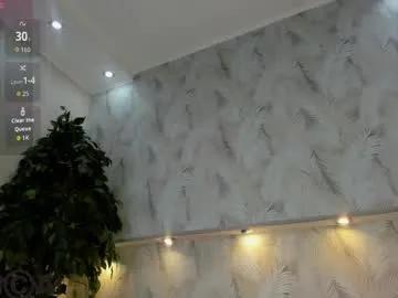 Attractive Rutholiver gets butt-naked and masturbate while being gazed on rutholiver from Chaturbate