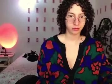 Freechat salemqueer_ on Chaturbate