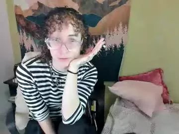 Freechat salemqueer_ on Chaturbate