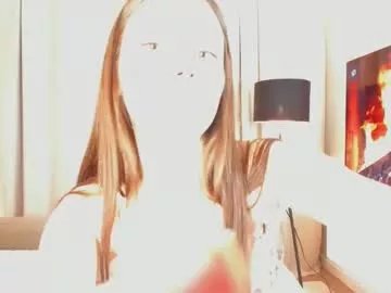 scarletmore on Chaturbate