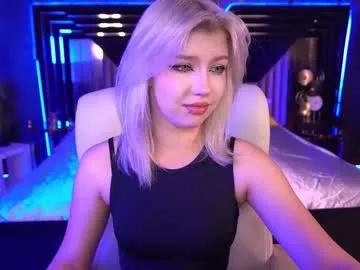 selenairis — hey guys! #blonde #young #dance #twerk #ukraine
