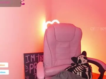 Freechat selvalentinex on Chaturbate