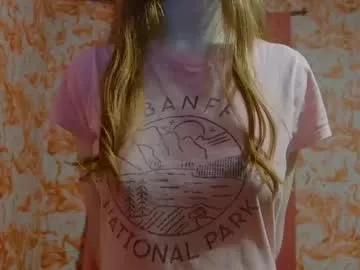 Freechat shelikessoymilk on Chaturbate
