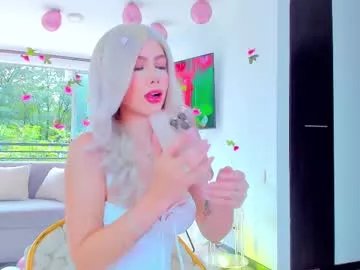 Freechat sophijonnes on Chaturbate