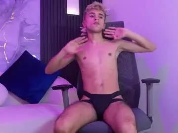 Freaky satisfaction with the rounded Sweet_santii from Chaturbate undressing onwebcam sweet_santii from Chaturbate