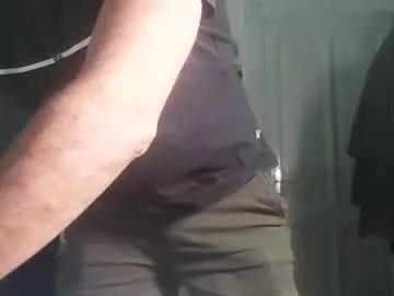 Bicurious craziness: Sweetandstrongjoy gets undressed while massaging her punani on video sweetandstrongjoy from Chaturbate