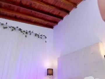Private tatikiss_ on Chaturbate