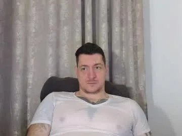 Freechat tattooedhunk_ on Chaturbate