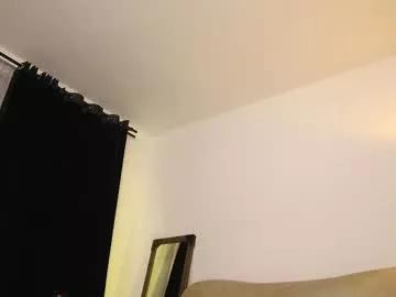 Freechat valeriebony on Chaturbate