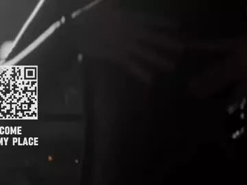 Freechat vinylstore on Chaturbate