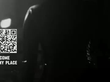 Freechat vinylstore on Chaturbate