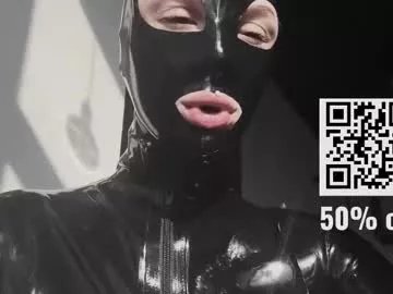 Freechat vinylstore on Chaturbate