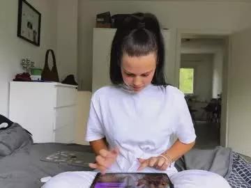 Freechat wildahankin on Chaturbate