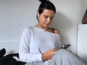 Freechat wildahankin on Chaturbate