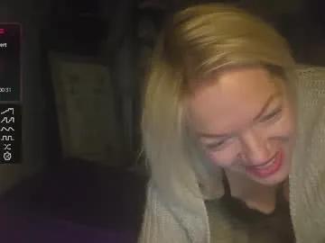 yogimilflover from Chaturbate