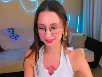 Bicurious sexiness: Yourlovelystoryy gets nude while fondling her cherry on video yourlovelystoryy from Chaturbate