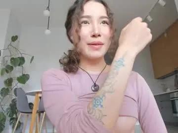 Entertain your thirst with the sexy Chaturbate stripper - Yours_meyy yours_meyy from Chaturbate