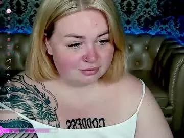 zarareign_ on Chaturbate 