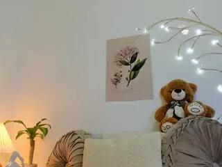 juliana_saenz — Private on Flirt4Free