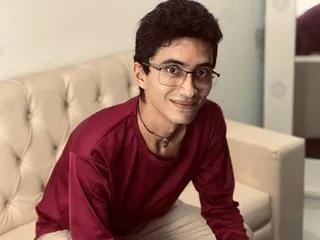 AndryuOswald — I am here to fulfill your fantasies, play with your wishes to take you to the limit of pleasure, prepare for a show full of eroticism, attitude and a lot of fun if we are private will be much better