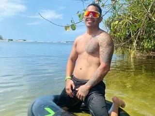 DamianReyes's avatar