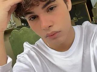 Dani_angels — En mi show lograras encontrar un chico dulce que le encanta el morbo y que le gusta el juego de roles. en mi centrara todo lo buscas ya que te tengo todo para hacerte llegar al cielo de tanto ?xtasis de placer. Quiero que hagas conmigo y mis juguetes todo