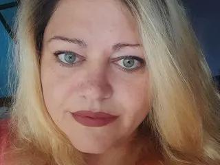 FLORR — Soft curves and a daring mind, I'm here to bring your fantasies to life. Whether it's gentle caresses or fiery play, I'm ready to be your perfect escape. Dive into a world where pleasure knows no bounds and every desire is fulfilled.