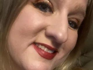JadeBelle18 — I'm all about showing my body off with special attention given to gentlemen who tip. RP friendly and very engaging. Love to give and get a good time and make you cum back for more.