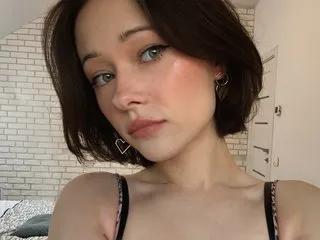 LisaPearly's avatar