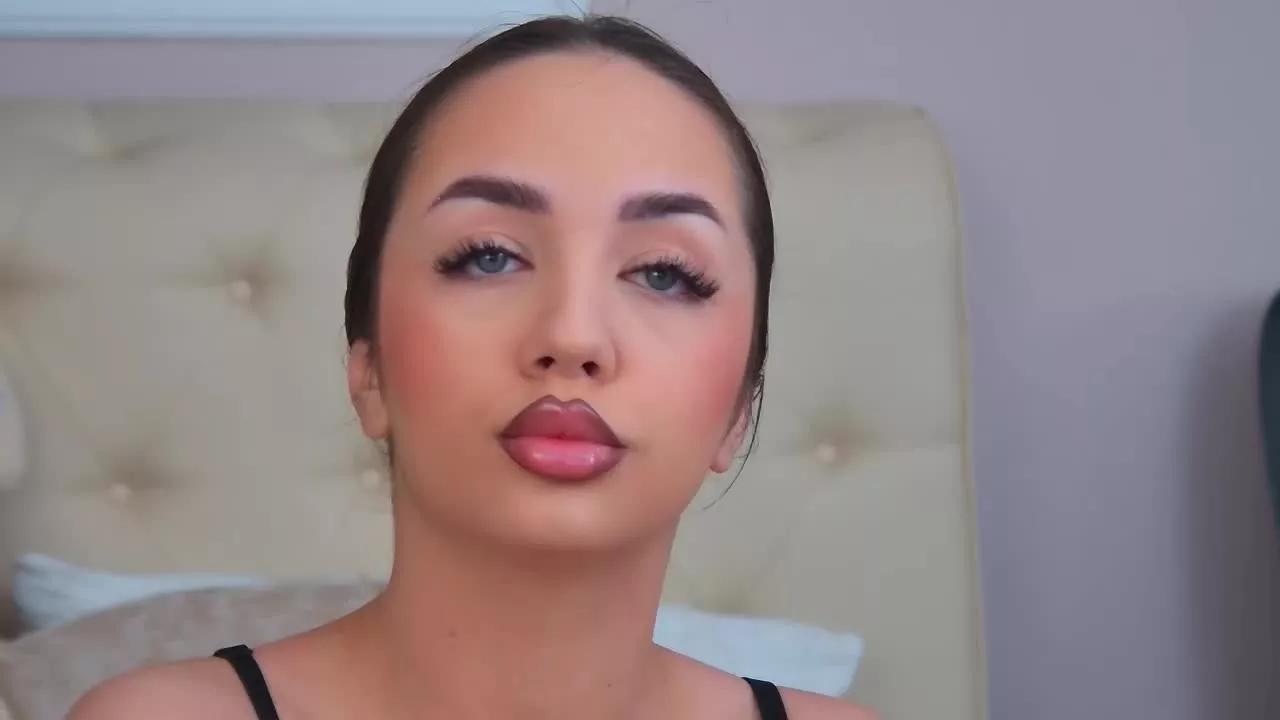 RebekaRusso on Streamray 