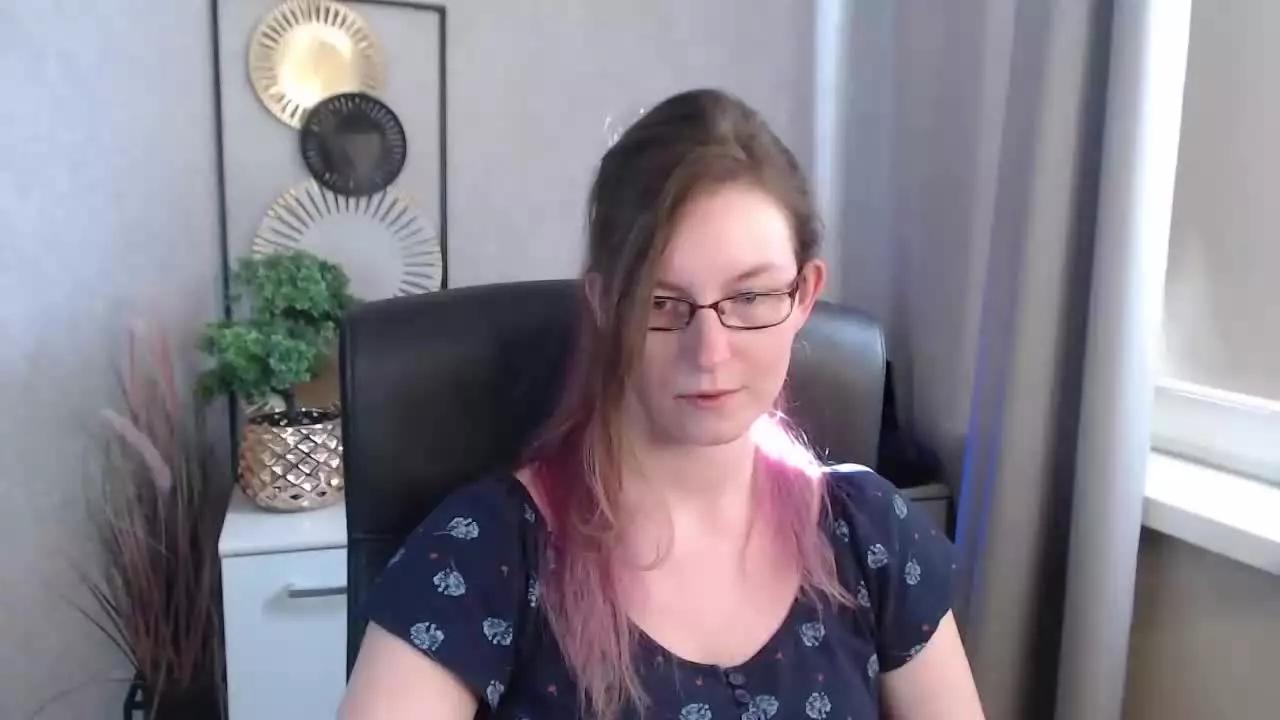 tastyEmma on Streamray 