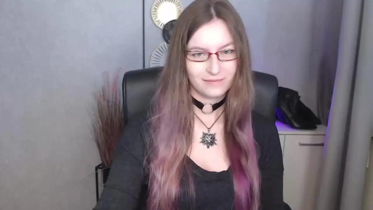 tastyEmma — Freechat on Streamray