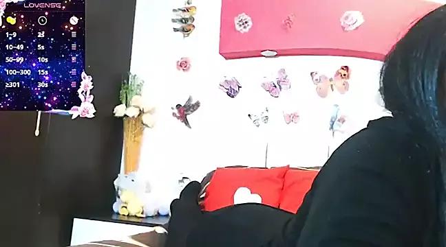 Freechat _magic_smile_11 on StripChat