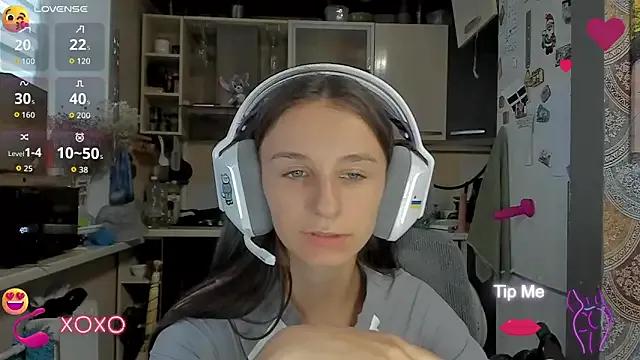 Explore _Nika_Kik, she wants to masturbate for you _Nika_Kik from StripChat