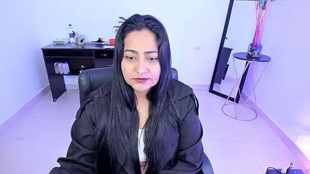 Adele_Sweett on StripChat