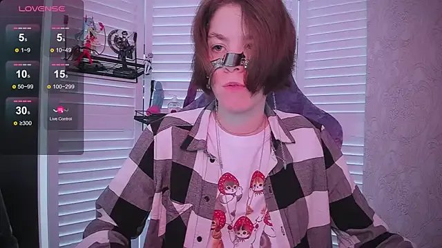 Freechat aestheticbeing on StripChat