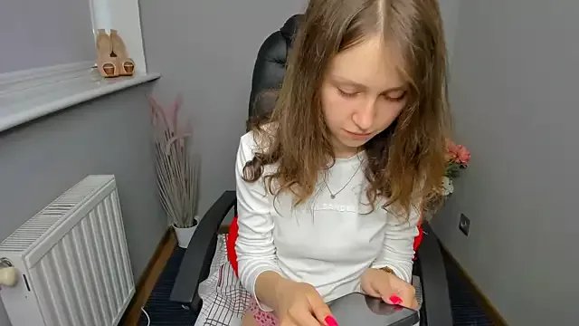 Freechat Afina_Youngful on StripChat