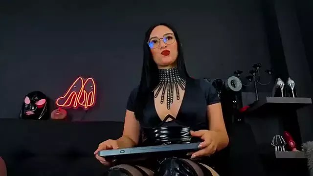 Freechat Amberstones on StripChat