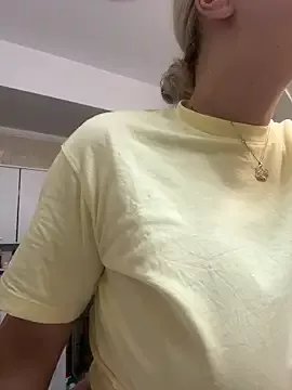 Freechat Aneri on StripChat