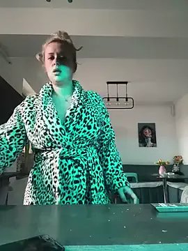 Freechat Aneri on StripChat