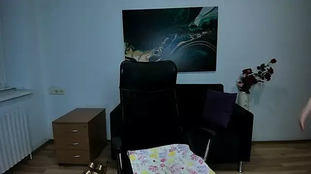 Anna_Diax on StripChat 