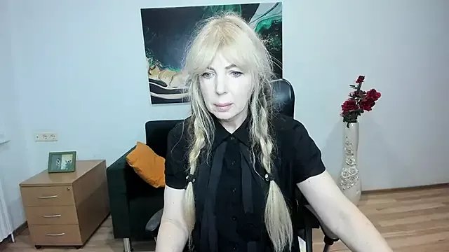 Anna_Diax on StripChat 