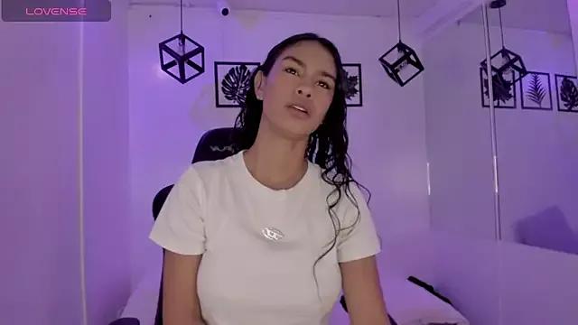 Anniie__Evans on StripChat 