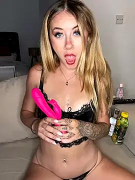 Unleash your thirst with the naked StripChat camwhore - Asraifae asraifae from StripChat