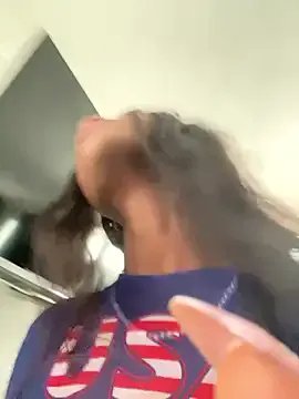 Astergray21 from StripChat